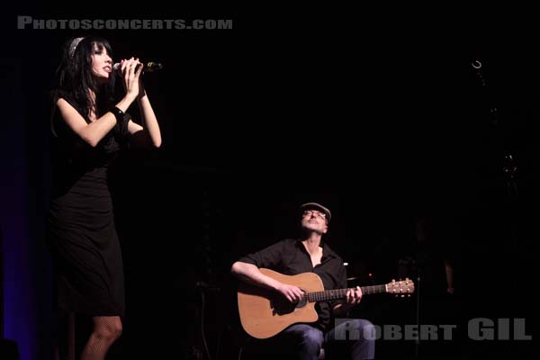 NOUVELLE VAGUE - 2010-11-30 - PARIS - Casino de Paris - Mareva Galanter - Olivier Libaux